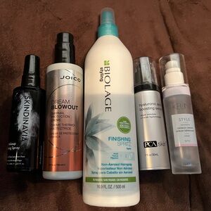 Biolage Finishing Spritz and makeup finishing spray by Skindinavia